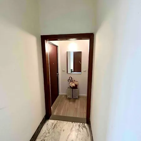 With Free Parking Near To The Centre 아파트 피렌체